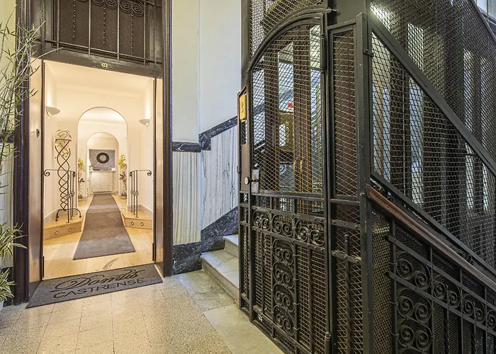 Oda ve Kahvaltı Domus Castrense Roma