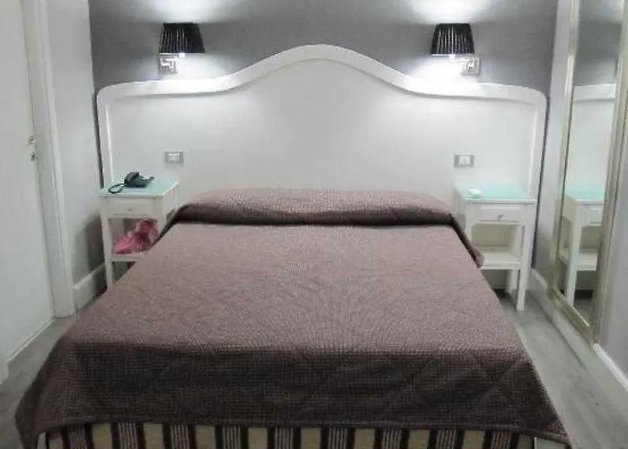 Domus Castrense 4* Roma
